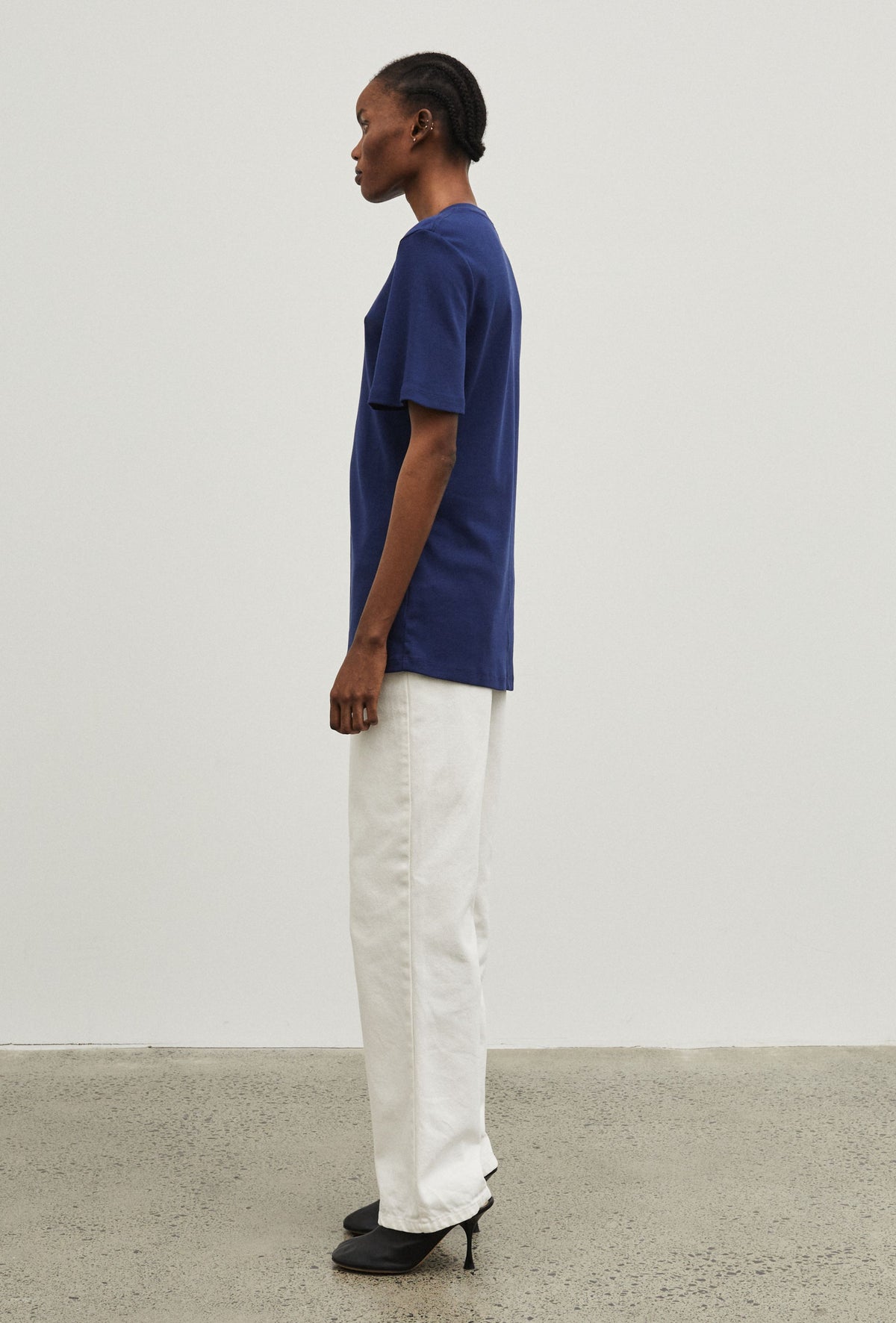 01 T-shirt